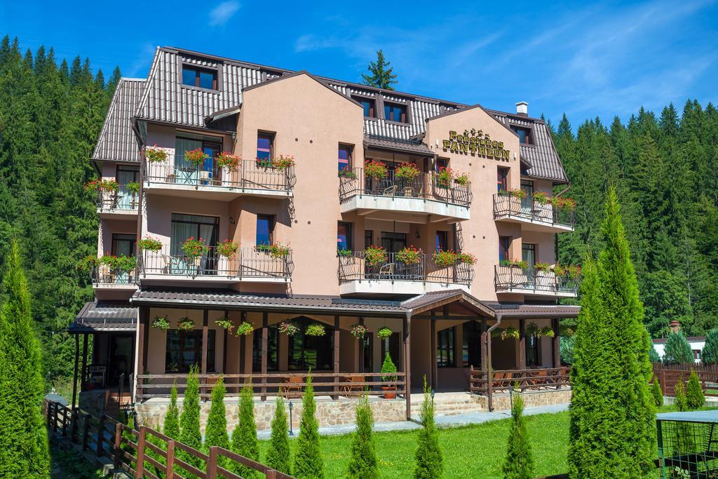 Pension Pantheon Poiana Brasov Bagian luar foto